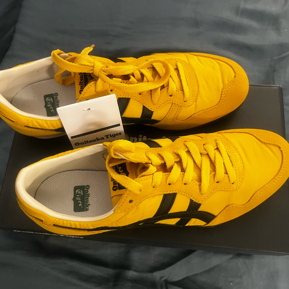 Onitsuka Tiger Serrano by Asics Womens/Men's Yellow/Black Sneakers NEW IN BOX - Picture 5 of 12